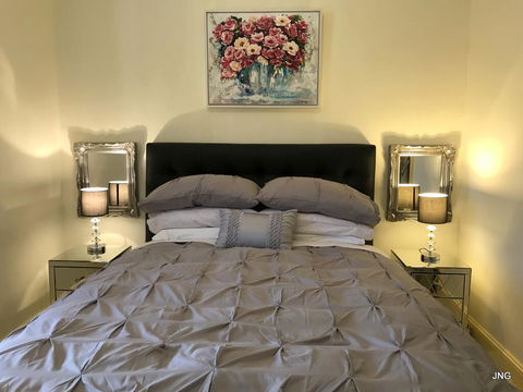 Northeys Apartment - Holiday Sunshine Coast 0
