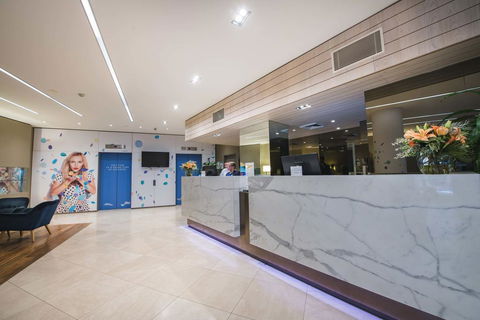 Novotel Sydney West HQ - Holiday Sunshine Coast 1