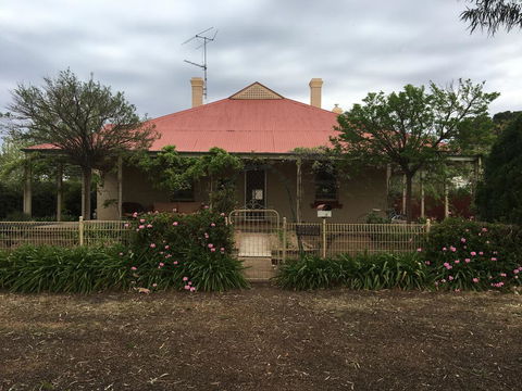 Oakwood Cottage - Sunshine Coast Tourism 0
