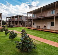 Oasis Newman - Sunshine Coast Tourism