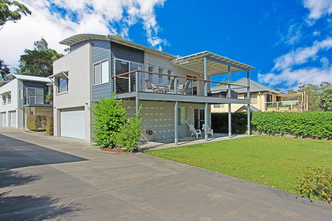 Ocean 1/42, Mollymook - Sunshine Coast Tourism 0