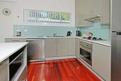Ocean 1/42, Mollymook - Sunshine Coast Tourism 3