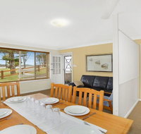 Ocean Blue Apartment Five - ground floor apartment - Sunshine Coast Tourism