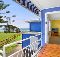 Ocean Blue Apartment Three - apartment on 2nd level - Sunshine Coast Tourism