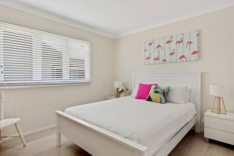 Ocean Breeze - Sunshine Coast Tourism 2