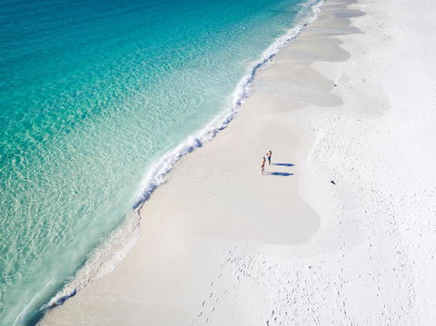 Ocean Breeze - Sunshine Coast Tourism 3