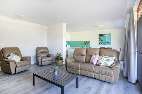 Ocean Breeze - Fathoms 3 - Sunshine Coast Tourism 2