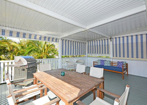 Ocean Breeze Hervey Bay - Sunshine Coast Tourism 3