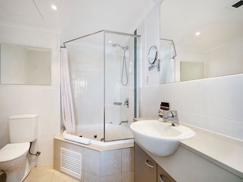 Ocean Panorama - 1 Bedroom Oceanview Apt - Holiday Sunshine Coast 2