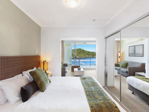 Ocean Panorama - 1 Bedroom Oceanview Apt - Holiday Sunshine Coast 0