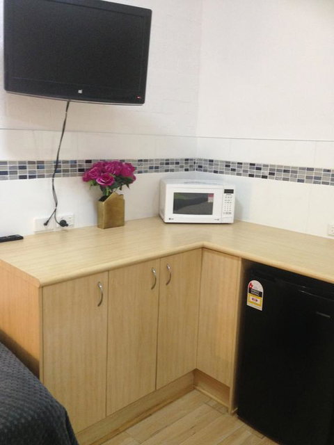 Ocean Shores Motel - Holiday Sunshine Coast 2