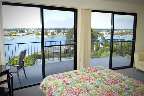 Ocean View Apt 1 - Sunshine Coast Tourism 2