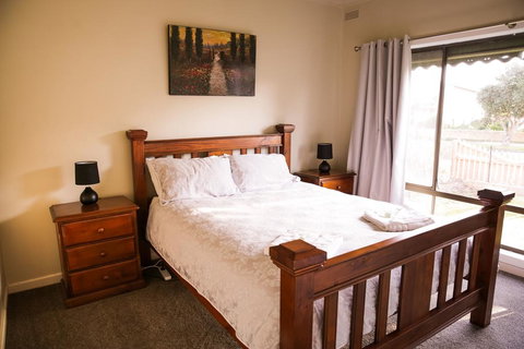 Ocean Views - Holiday Sunshine Coast 2