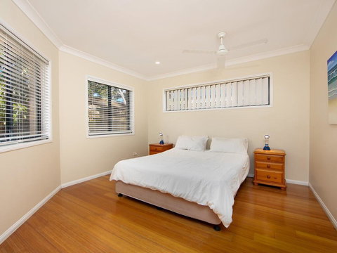 Oceania Peace At Beachside - Sunshine Coast Tourism 3