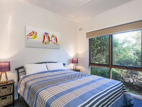 OCEANS 12 - ANGLESEA - Sunshine Coast Tourism 1