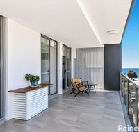 Oceans Edge 8 - 8/5 Campbell Crescent Terrigal - Sunshine Coast Tourism