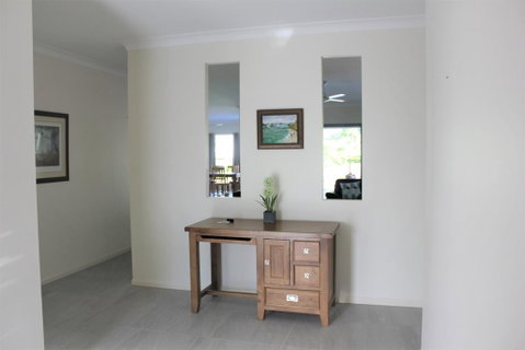 Oceans Edge Reef Retreat - Sunshine Coast Tourism 3