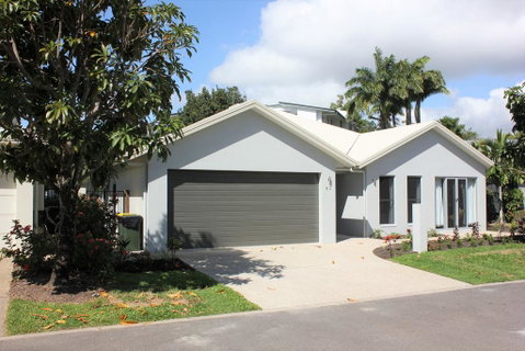 Oceans Edge Reef Retreat - Sunshine Coast Tourism 2