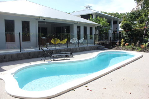 Oceans Edge Reef Retreat - Sunshine Coast Tourism 0