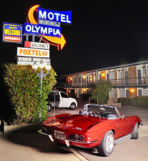 Olympia Motel - Sunshine Coast Tourism 3