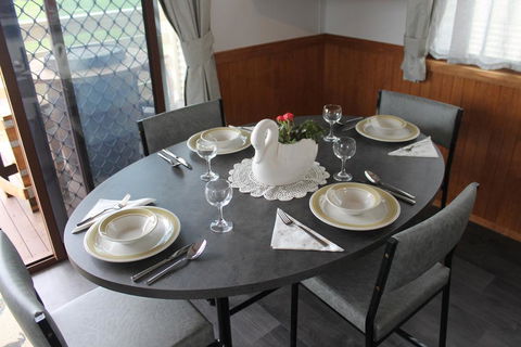 OMARU FARM STAY - Sunshine Coast Tourism 2