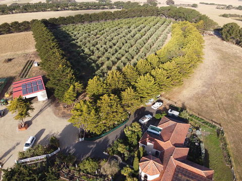 OMARU FARM STAY - Sunshine Coast Tourism 1