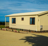 OMARU FARM STAY - Sunshine Coast Tourism