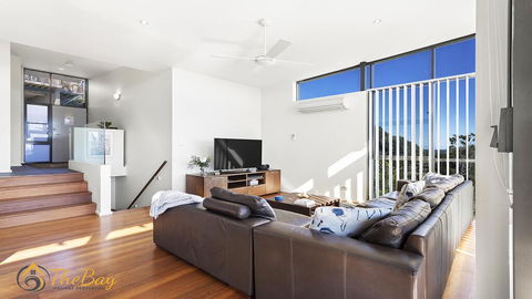 One Mile Ridge No.15 - Sunshine Coast Tourism 2