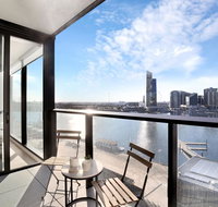 Orange Stay Rentals - Sunshine Coast Tourism