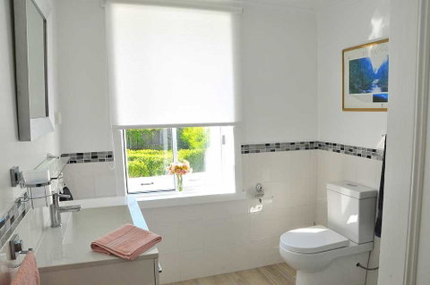 Ornee Cottage - Sunshine Coast Tourism 3