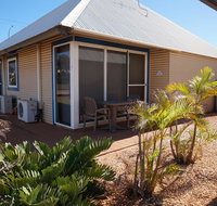 Osprey Holiday Village Unit 201-1 Bedroom - Wonderful 1 Bedroom Studio Apartment with a Pool in the Complex - Sunshine Coast Tourism