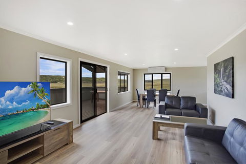 Otway Coastal Villas - Sunshine Coast Tourism 0