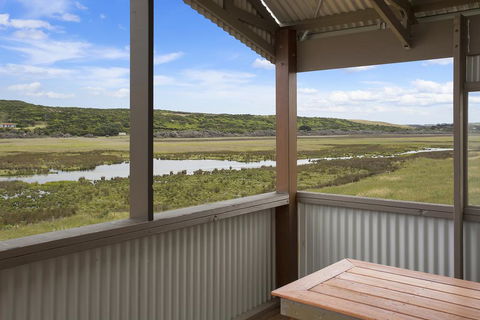 Otway Coastal Villas - Sunshine Coast Tourism 3