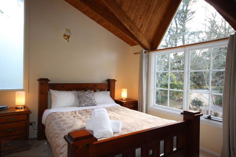 Our Glenbogle - Sunshine Coast Tourism 2