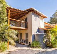 OUTRIGGER - Sunshine Coast Tourism