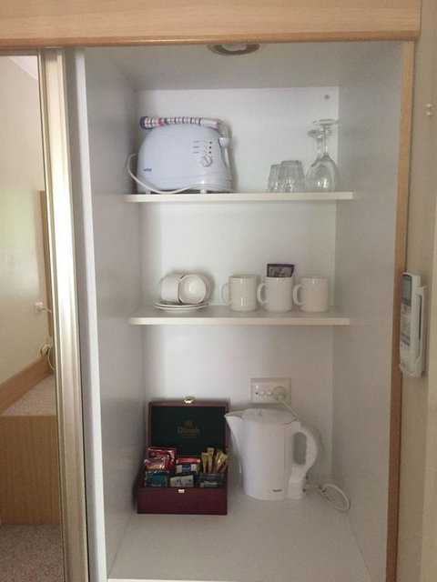 Oxley Motel - Holiday Sunshine Coast 3