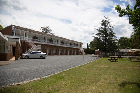 Oxley Motel - Holiday Sunshine Coast 2