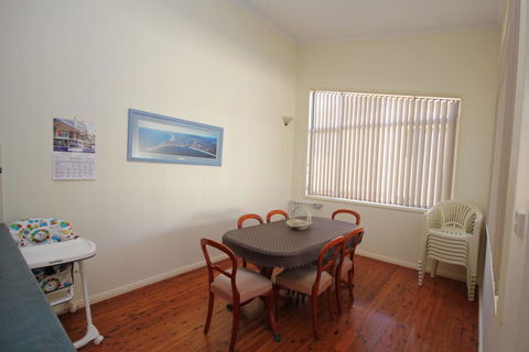 Pacific Breeze - 118 Camden Head Rd Dunbogan - Sunshine Coast Tourism 3