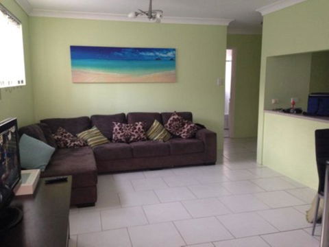 Pacific Court 4 - Sunshine Coast Tourism 2