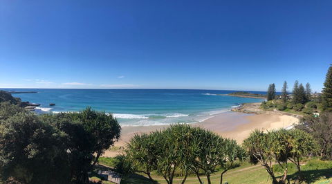 Pacific Hotel Yamba - Holiday Sunshine Coast 1