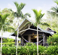 Palm Bungalows - Sunshine Coast Tourism