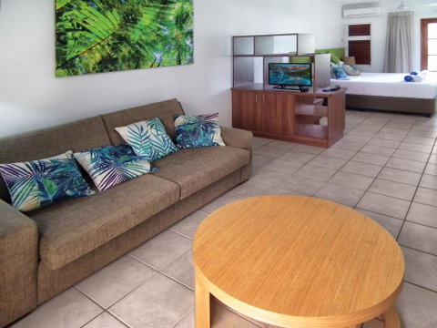 Palm Cove Beach Retreat - Sunshine Coast Tourism 3