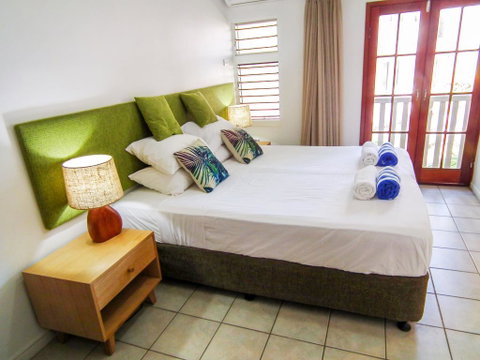Palm Cove Beach Retreat - Sunshine Coast Tourism 1