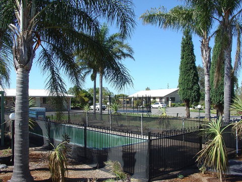 Palm Valley Motel - Holiday Sunshine Coast 0