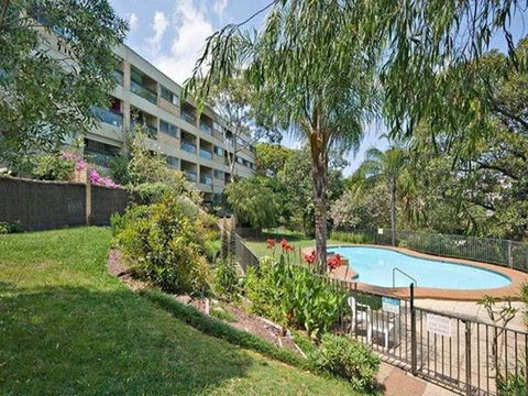 PANAMA-hosted By:L'Abode Accommodation - Sunshine Coast Tourism 2