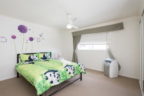 Panda Holiday -Close Mountain Ocean Pet Friendly - Sunshine Coast Tourism 0