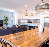 Pandanas Apartments 17A - Mollymook Beach - Sunshine Coast Tourism