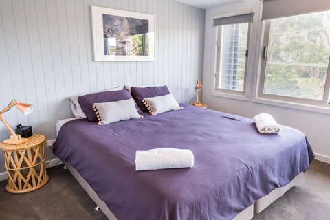 Pandanas Apartments 17B - Mollymook Beach - Holiday Sunshine Coast 3