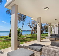 Paradise Beach House - Waterfront with Heated Pool - Sunshine Coast Tourism