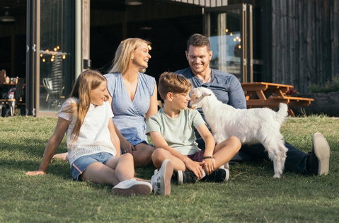 Paradise Country Farmstay - Sunshine Coast Tourism 2